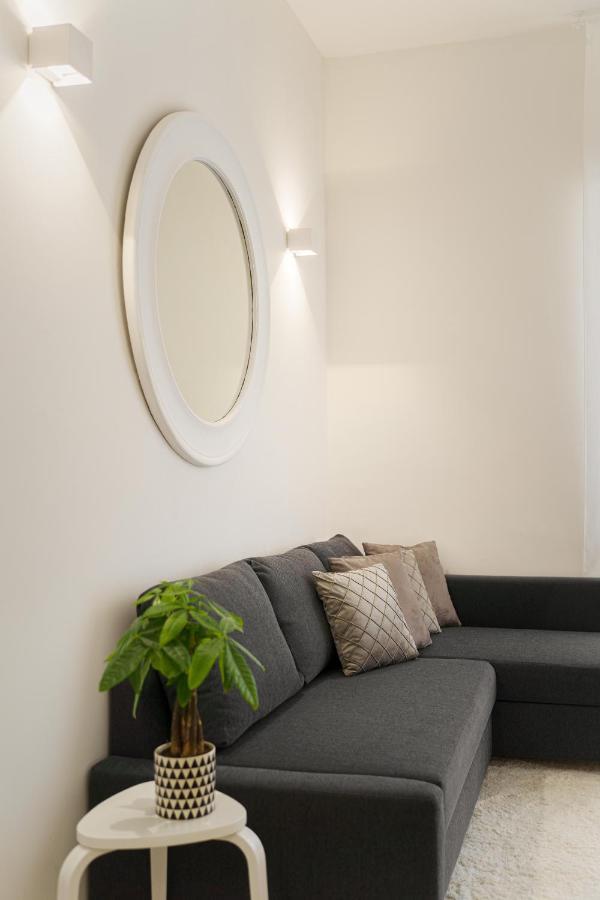 Accomodo Mib31 Bivano Centro Storico Apartment Milan Bagian luar foto