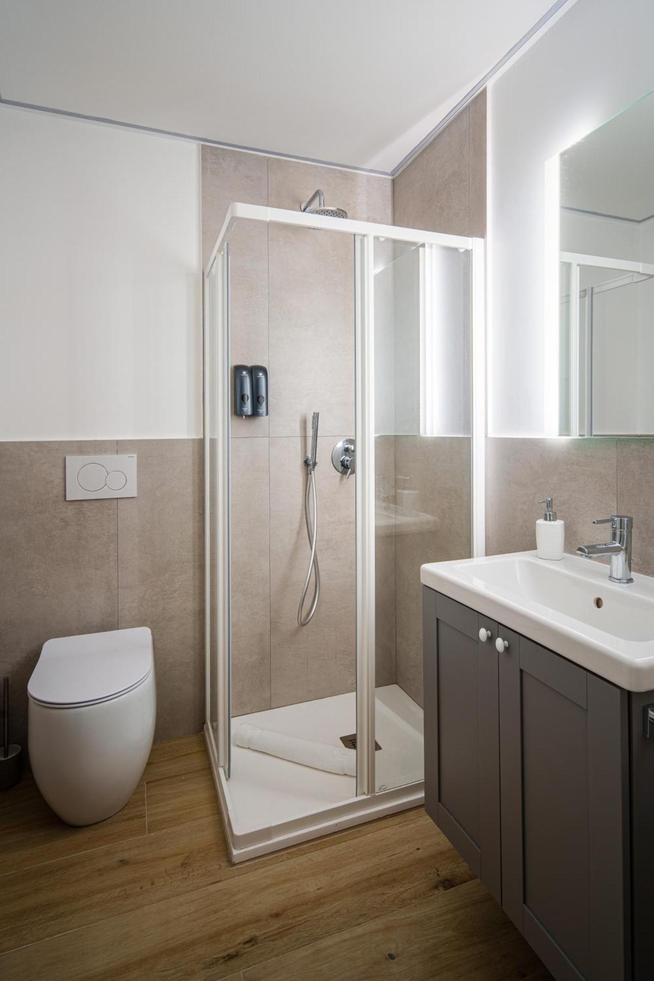 Accomodo Mib31 Bivano Centro Storico Apartment Milan Bagian luar foto